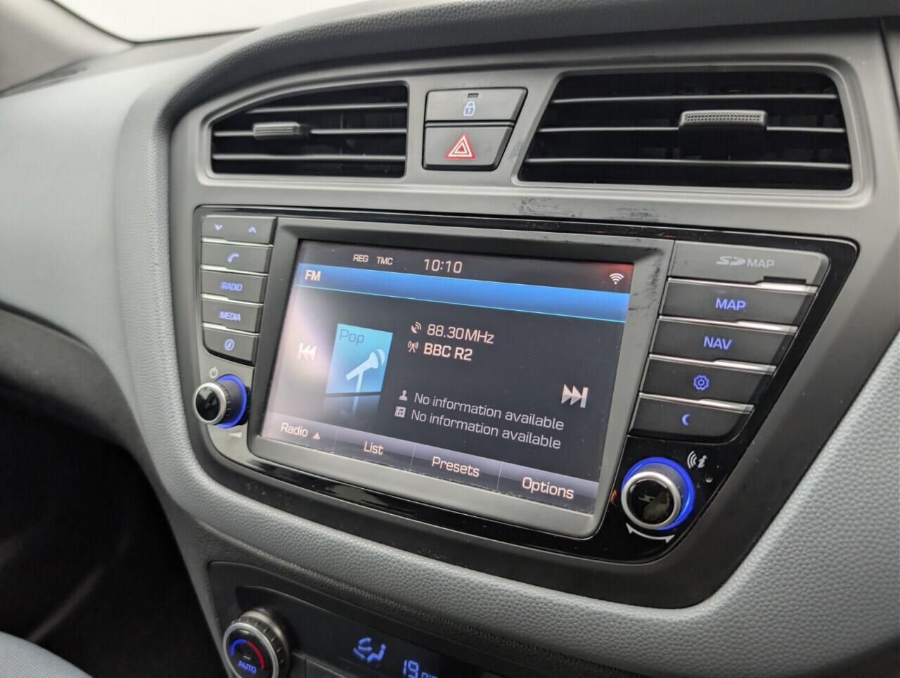 Used Hyundai i20 2016 for sale - 77455945: Photo 12