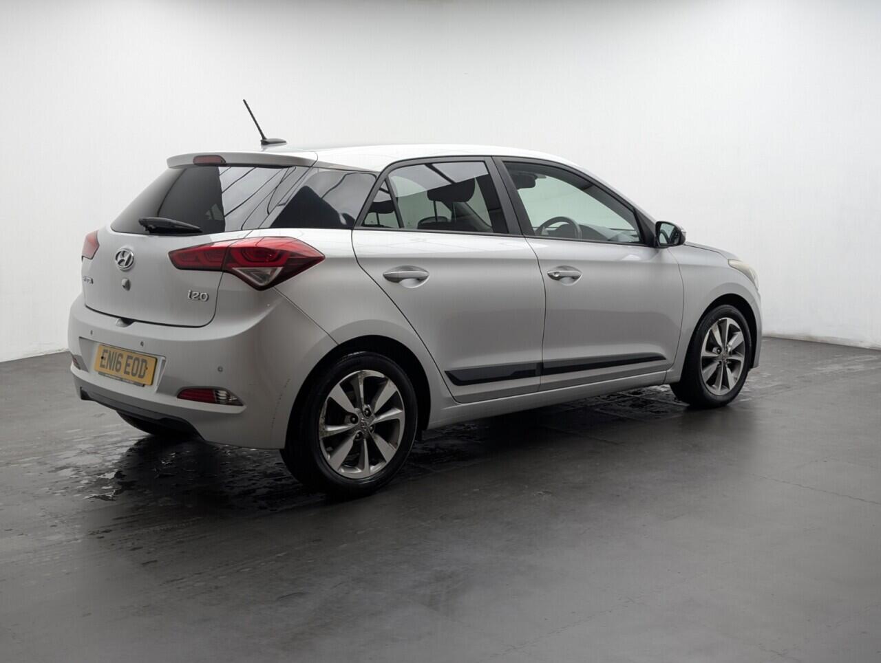 Used Hyundai i20 2016 for sale - 77455945: Photo 8
