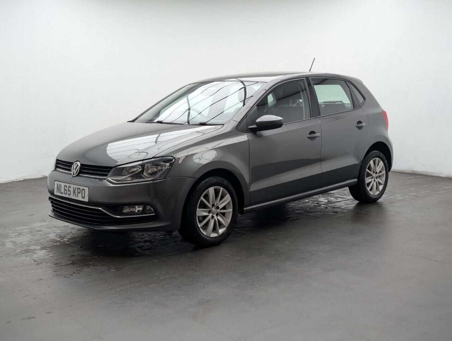 Used Volkswagen Polo 2015 for sale - 77713028: Photo 4