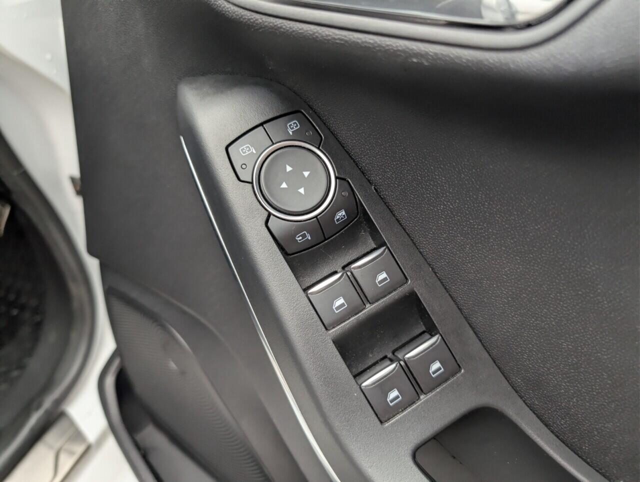 Used Ford Fiesta 2019 for sale - 76472413: Photo 23