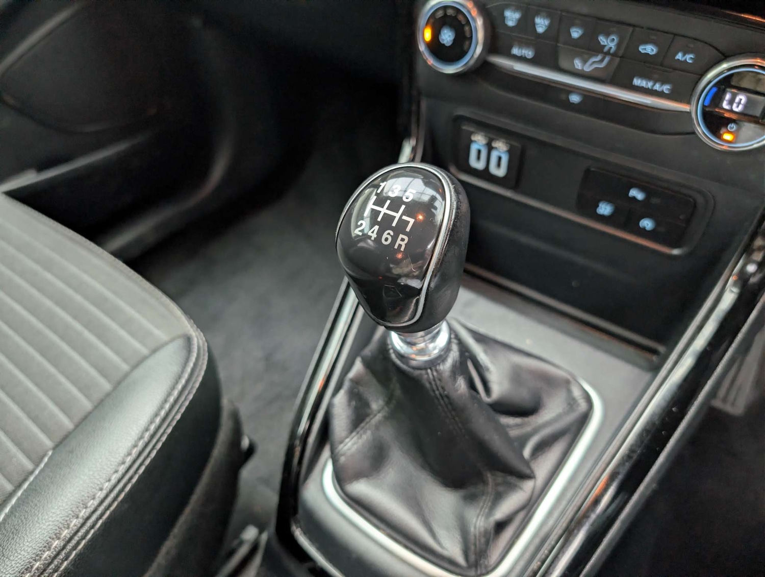 Used Ford Ecosport 2019 for sale - 78218995: Photo 31