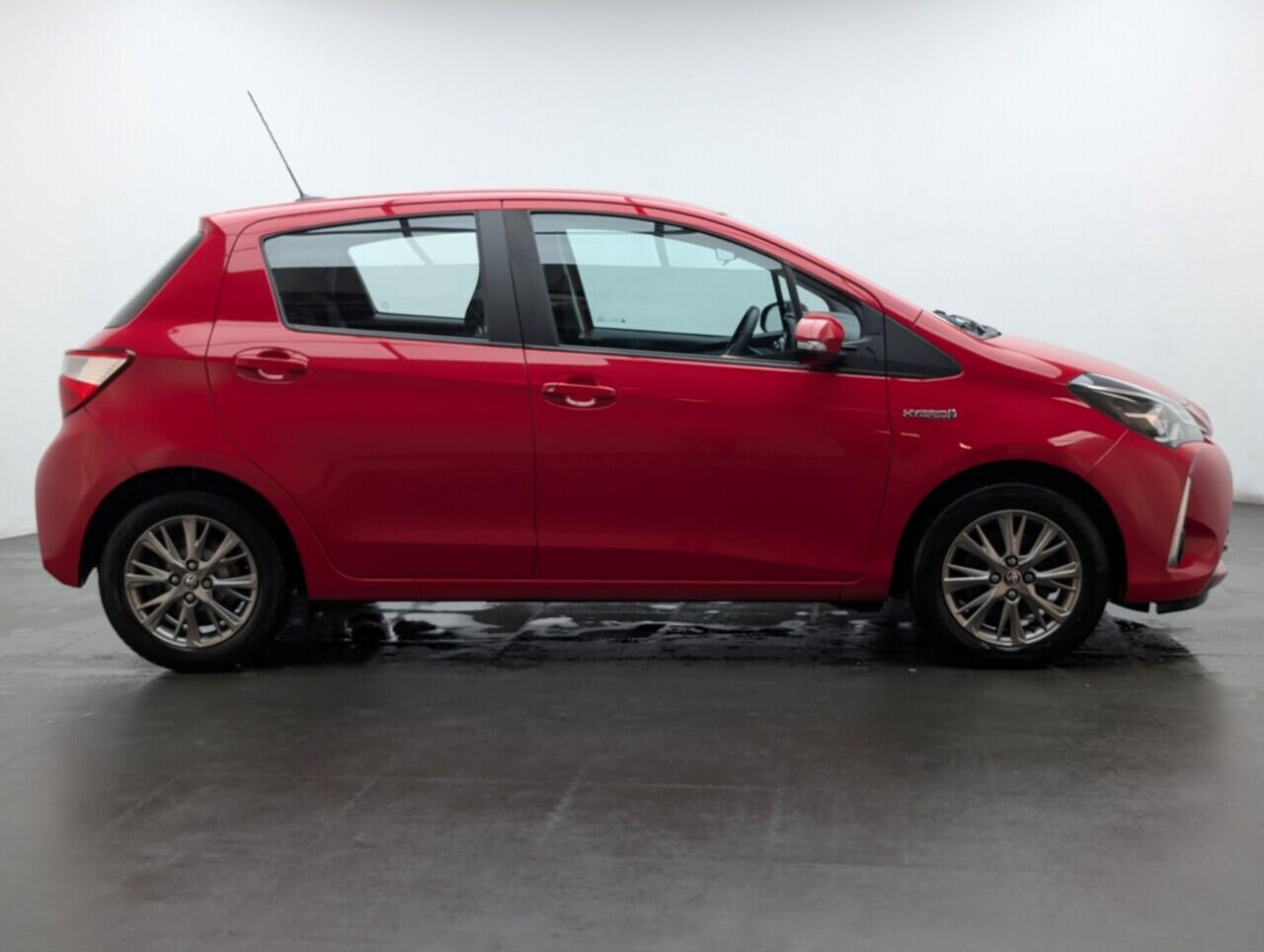 Used Toyota Yaris 2019 for sale - 76549724: Photo 9