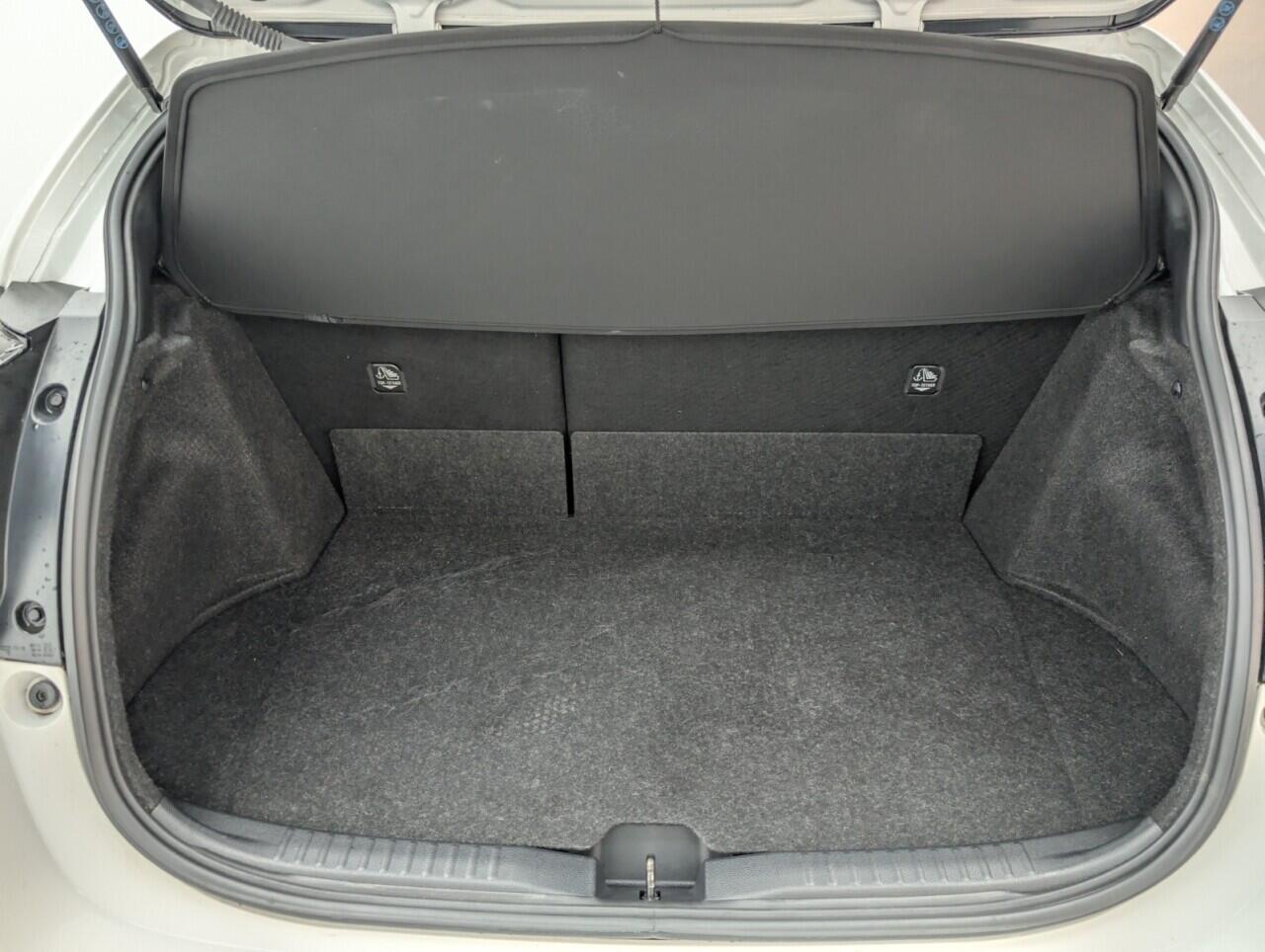 Used Toyota Yaris 2021 for sale - 76425108: Photo 25