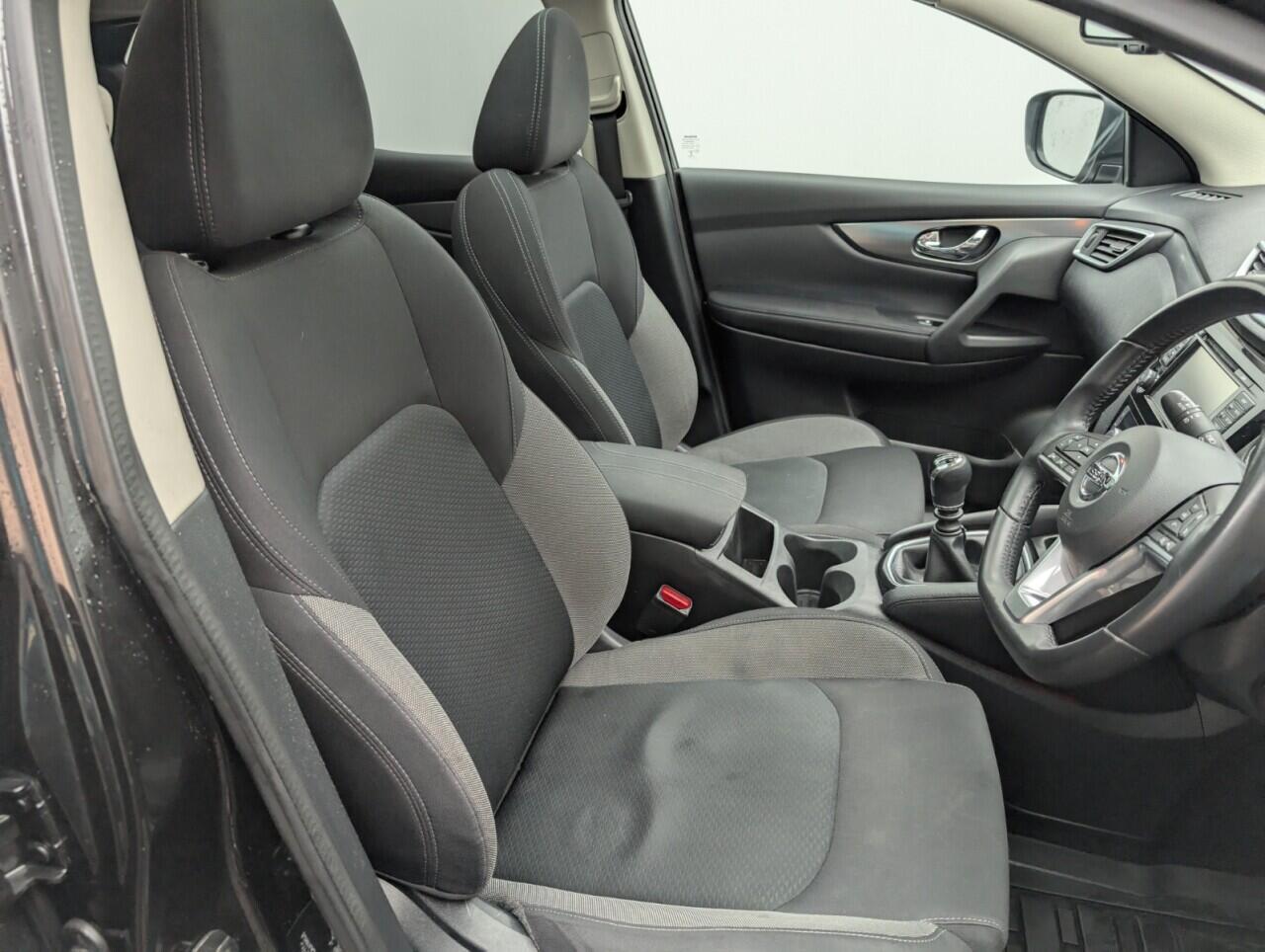 Used Nissan Qashqai for sale - 76425765: Photo 12