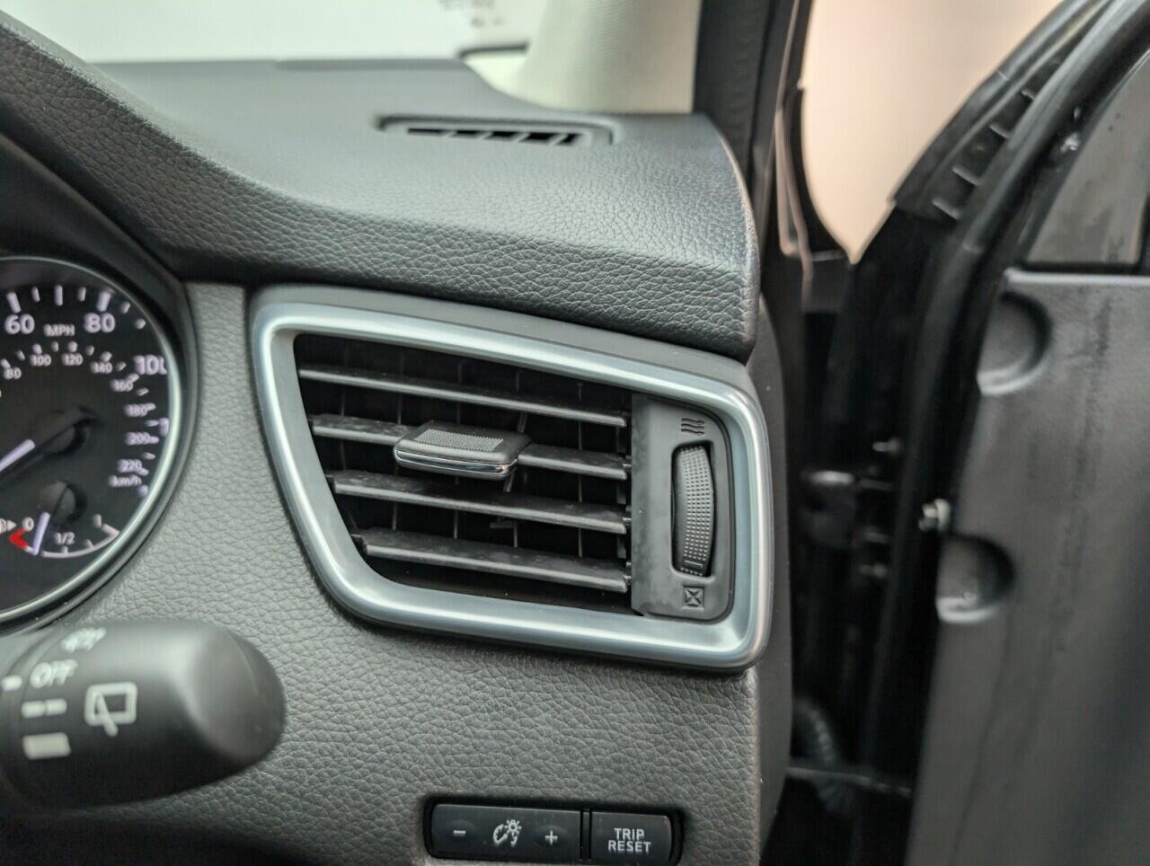 Used Nissan Qashqai for sale - 76425765: Photo 21