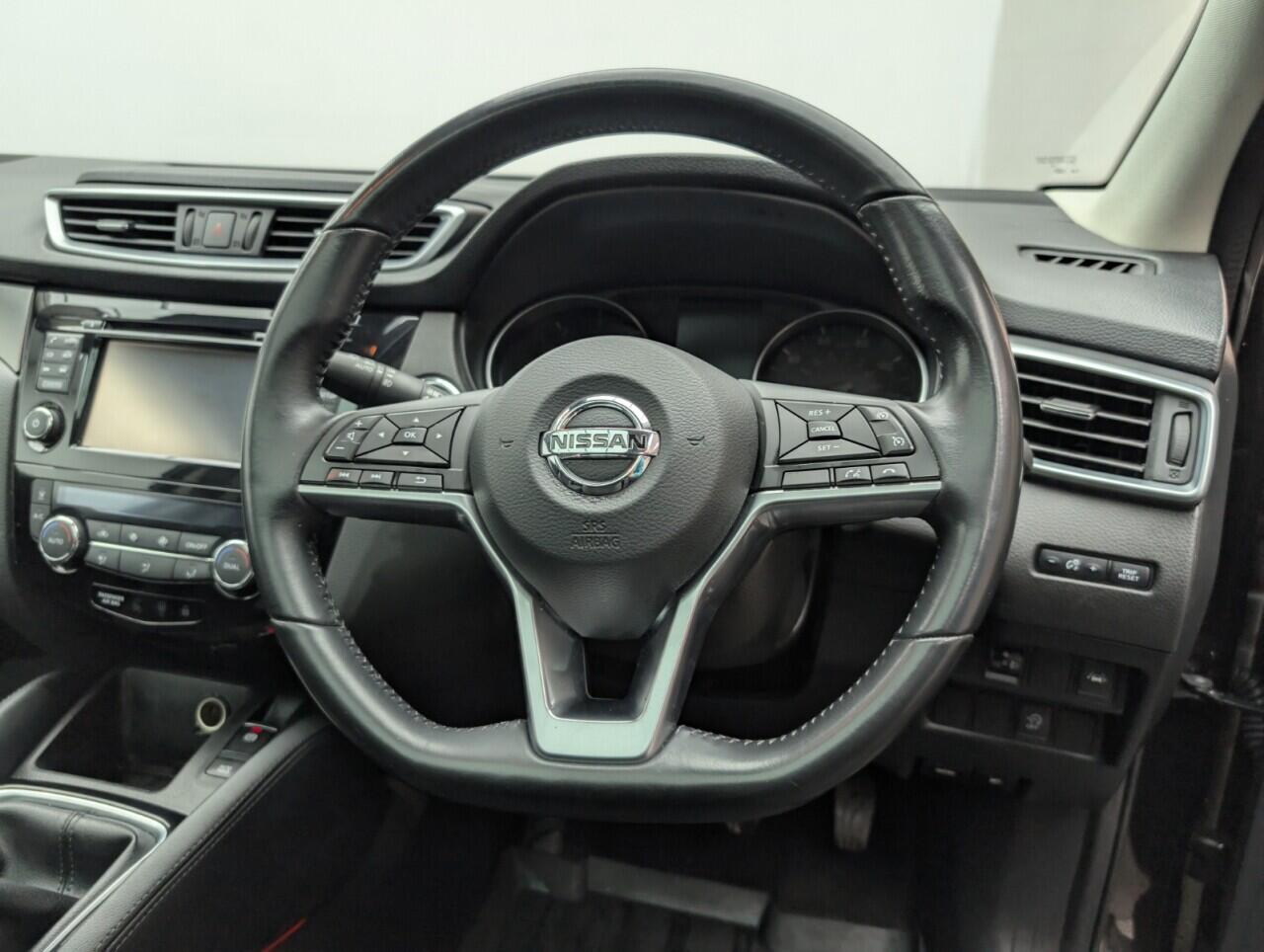 Used Nissan Qashqai for sale - 76425765: Photo 22