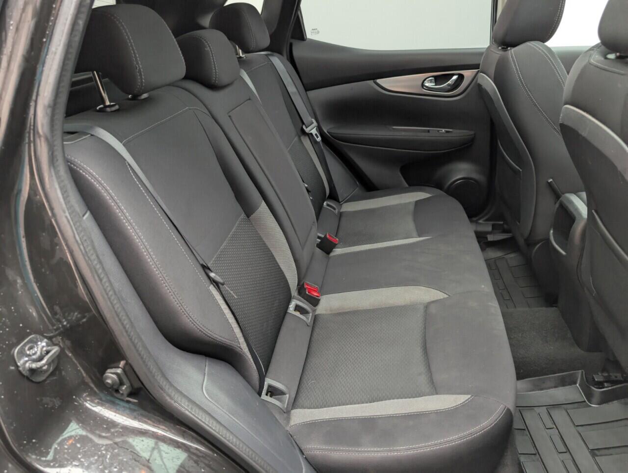 Used Nissan Qashqai for sale - 76425765: Photo 25