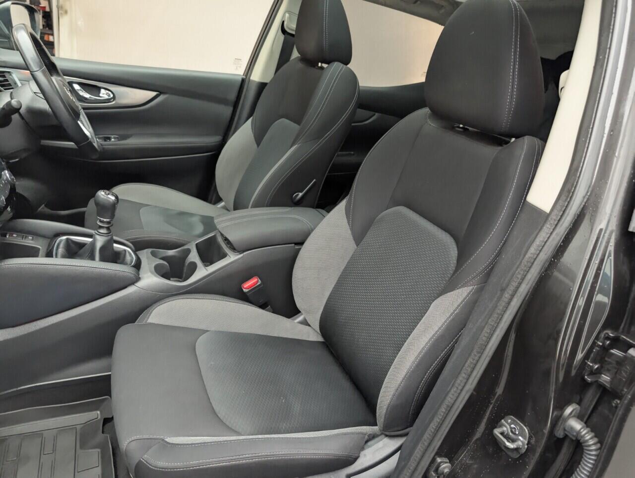 Used Nissan Qashqai for sale - 76425765: Photo 28