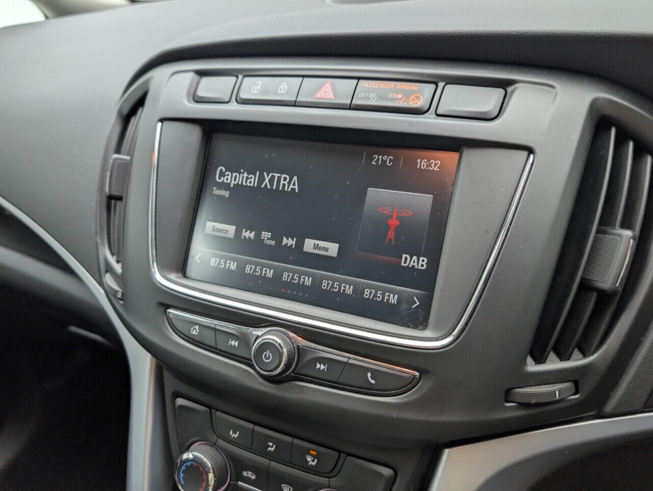 Used Vauxhall Zafira Tourer 2017 for sale - 76423371: Photo 13