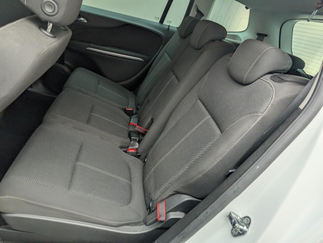 Used Vauxhall Zafira Tourer 2017 for sale - 76423371: Photo 26