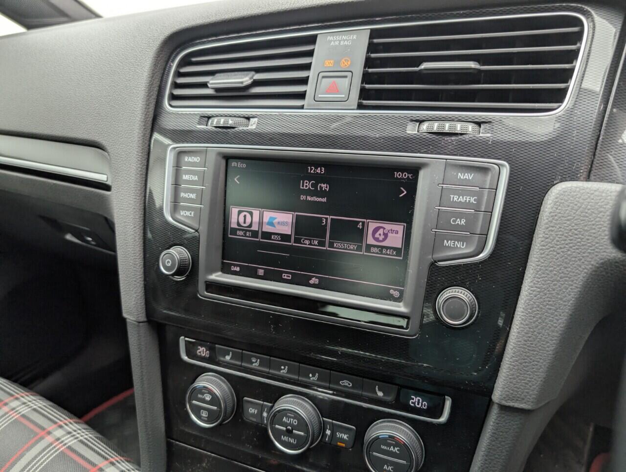 Used Volkswagen Golf 2016 for sale - 76573733: Photo 13