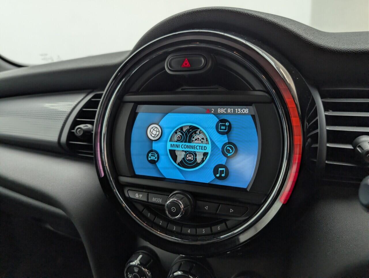 Used MINI Hatch 2019 for sale - 76865837: Photo 13