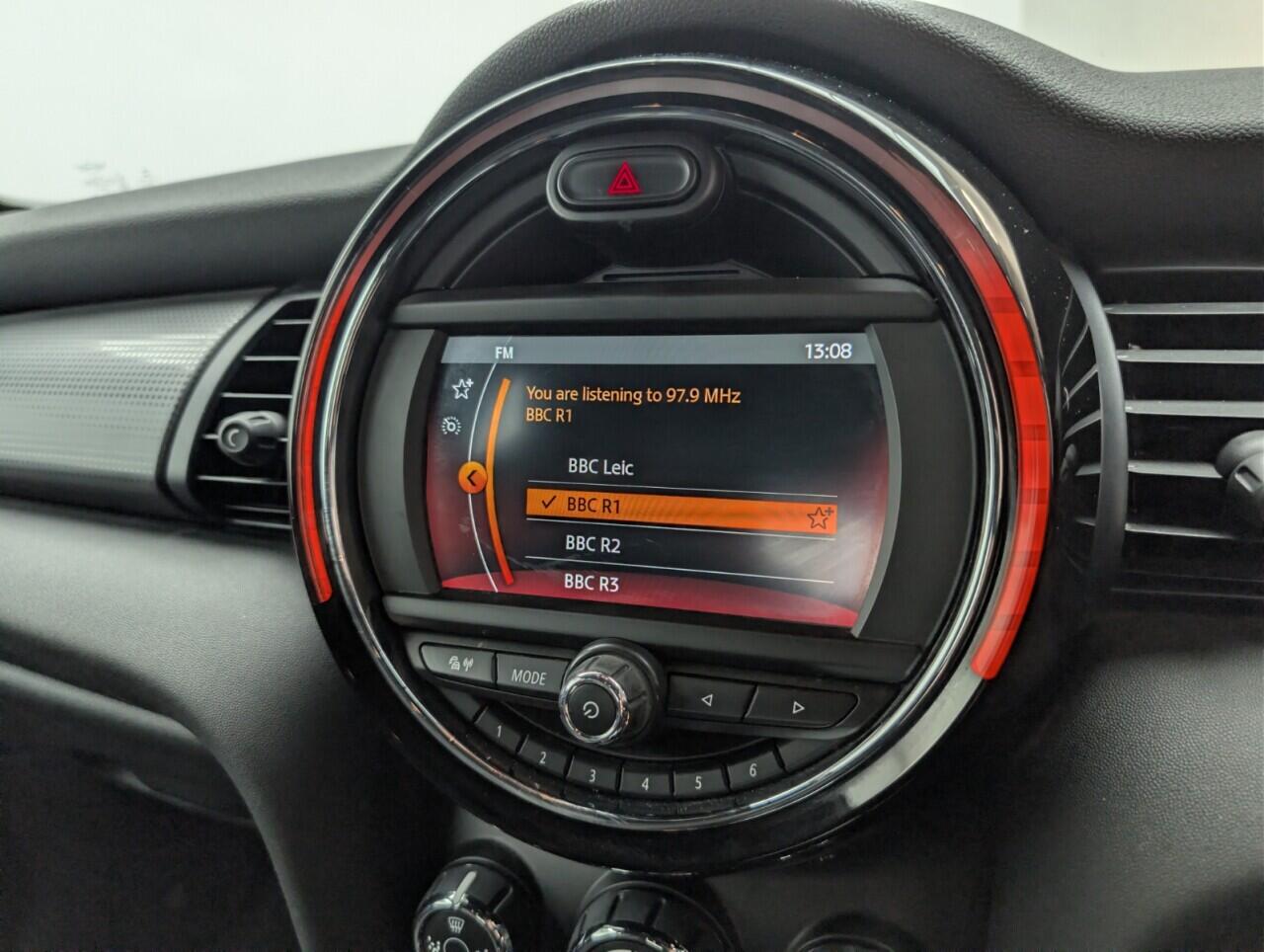 Used MINI Hatch 2019 for sale - 76865837: Photo 14