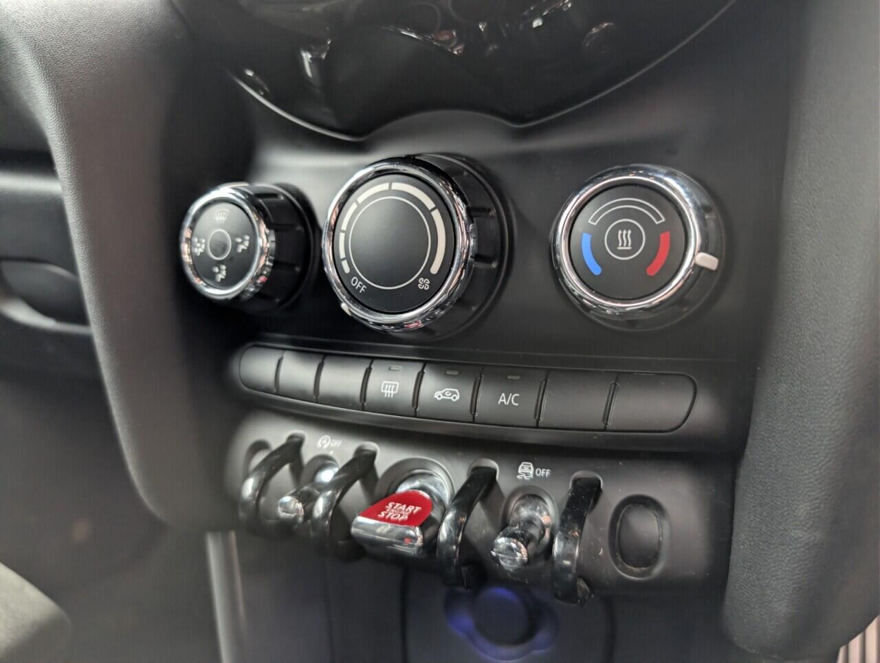 Used MINI Hatch 2019 for sale - 76865837: Photo 15