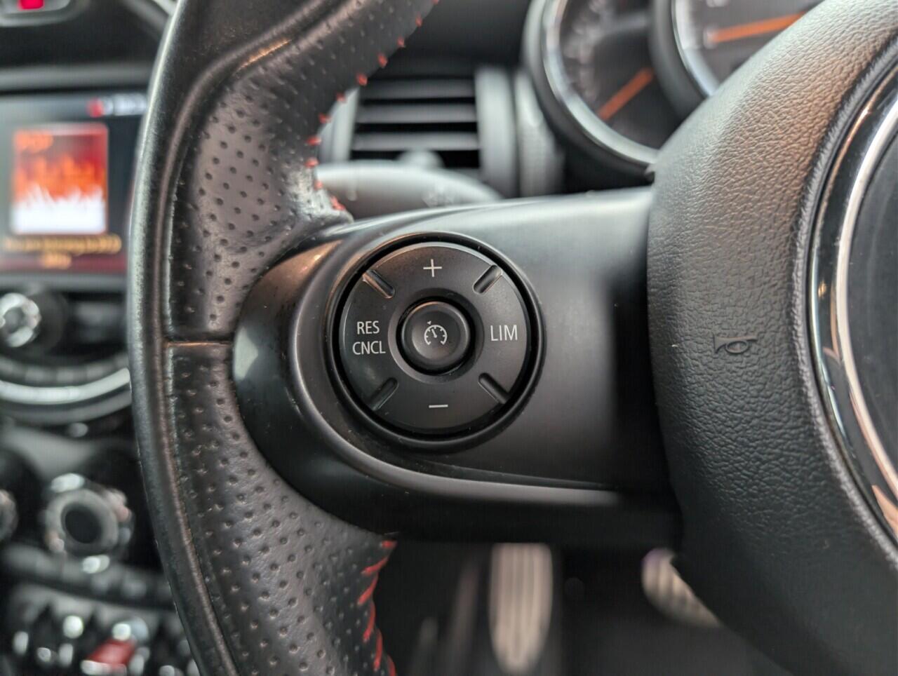 Used MINI Hatch 2019 for sale - 76865837: Photo 18