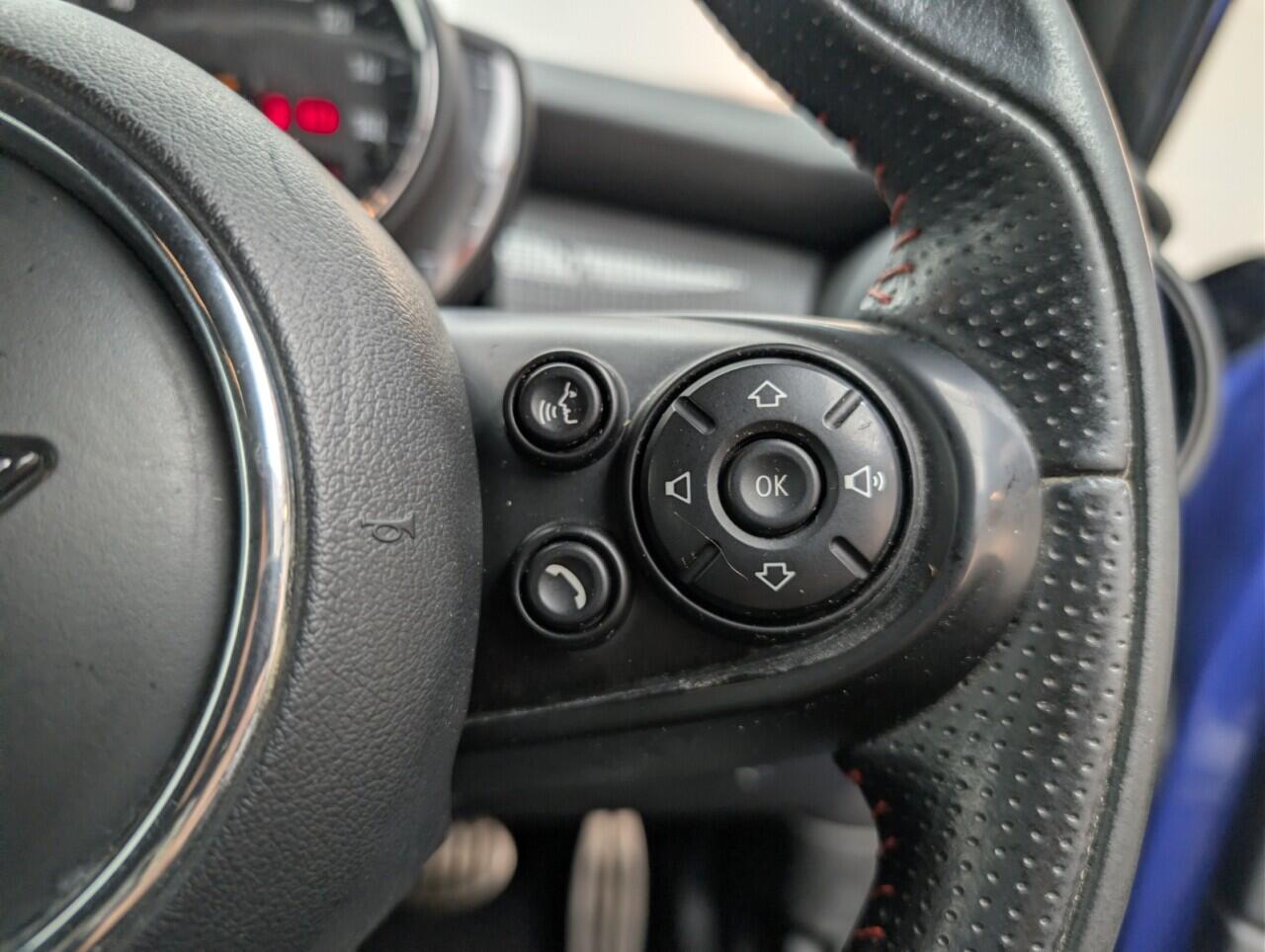 Used MINI Hatch 2019 for sale - 76865837: Photo 19