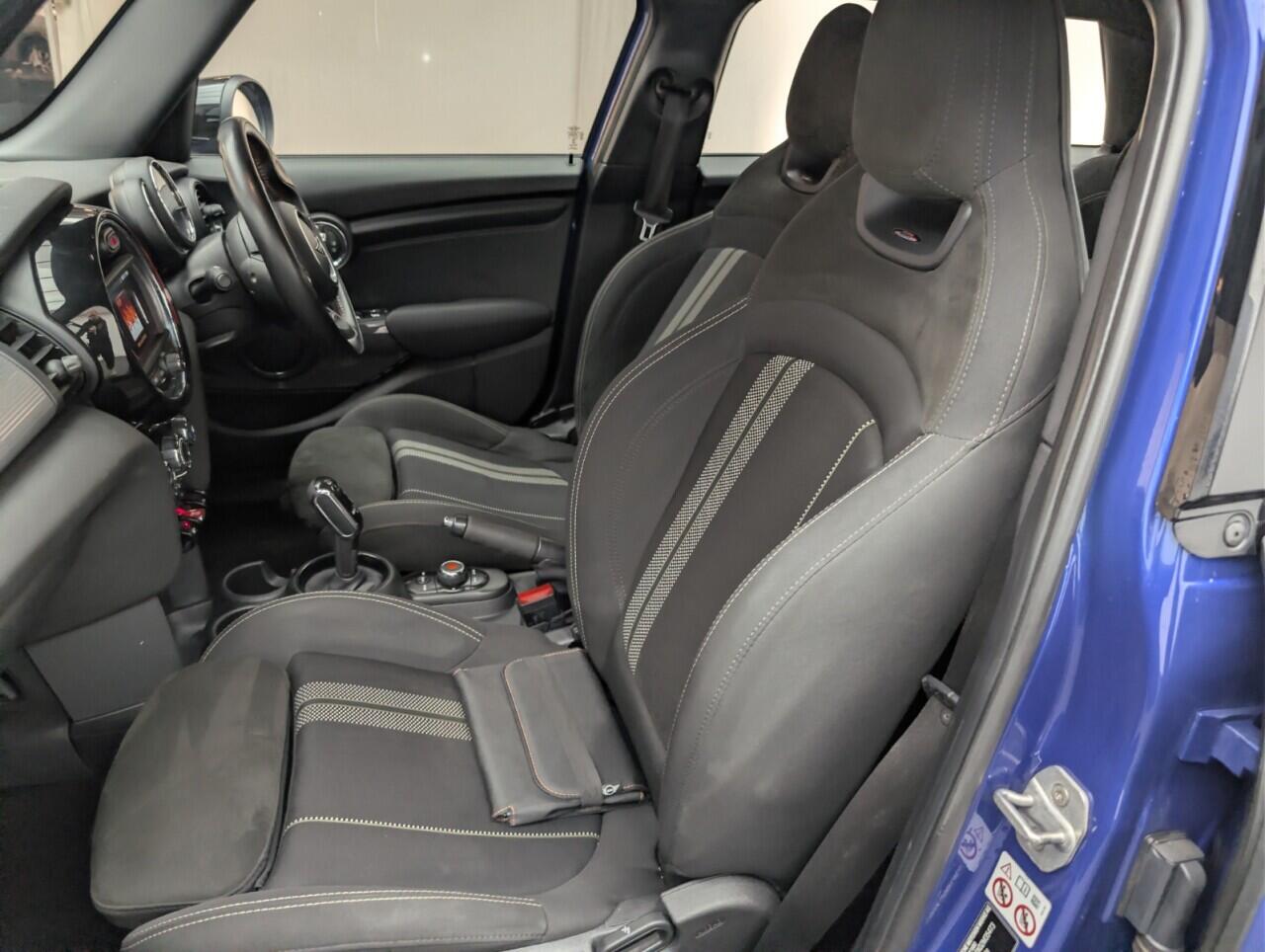 Used MINI Hatch 2019 for sale - 76865837: Photo 27