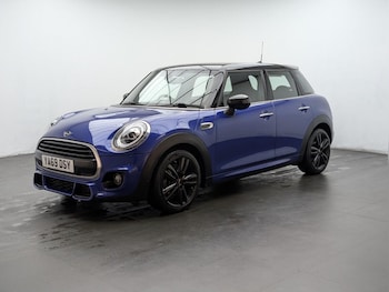 Used MINI Hatch 2019 for sale - 76865837: Photo