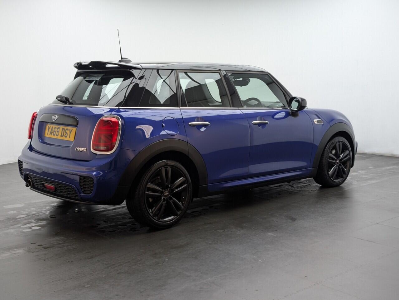 Used MINI Hatch 2019 for sale - 76865837: Photo 8