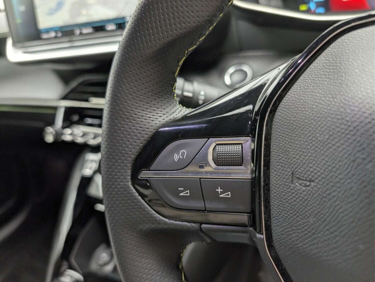 Used Peugeot 208 2021 for sale - 77713276: Photo 18