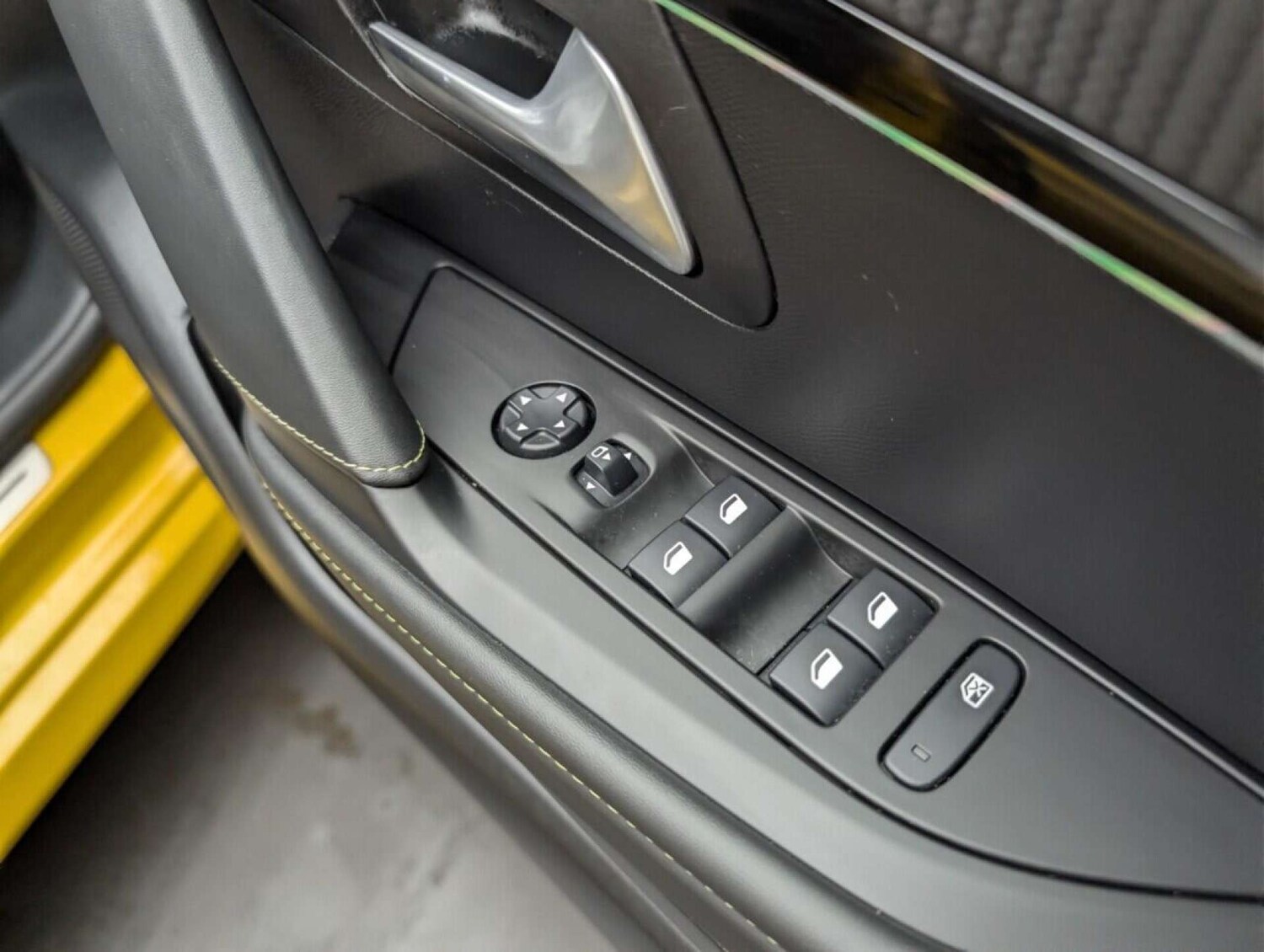 Used Peugeot 208 2021 for sale - 77713276: Photo 21