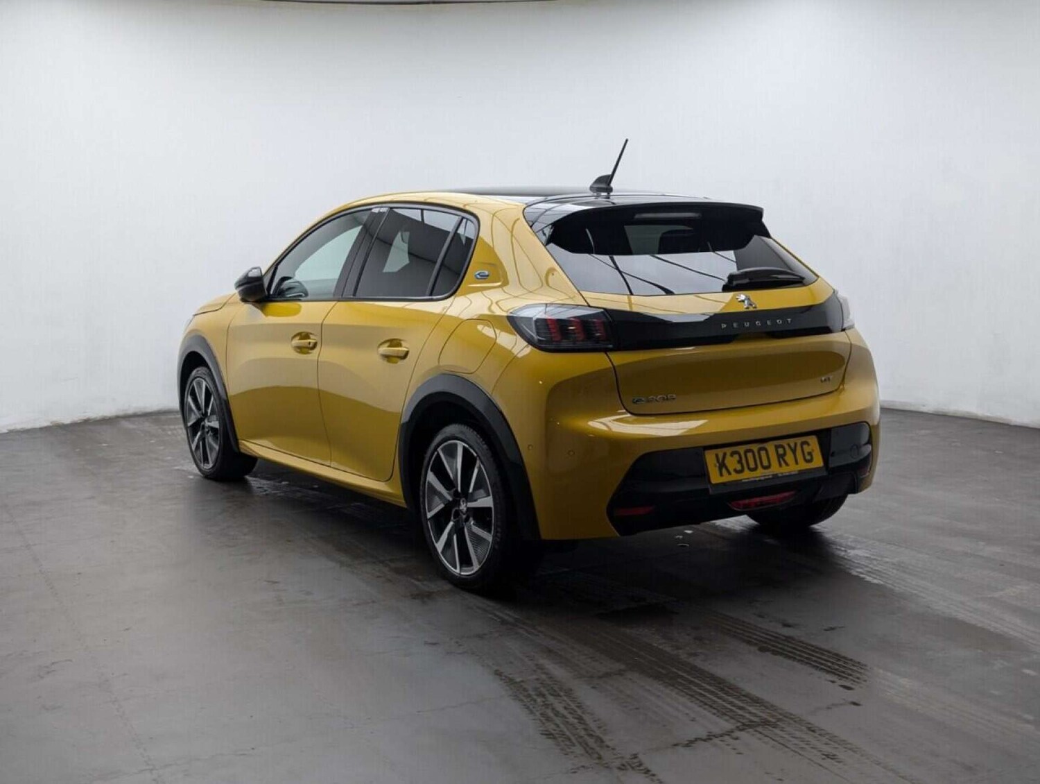 Used Peugeot 208 2021 for sale - 77713276: Photo 6