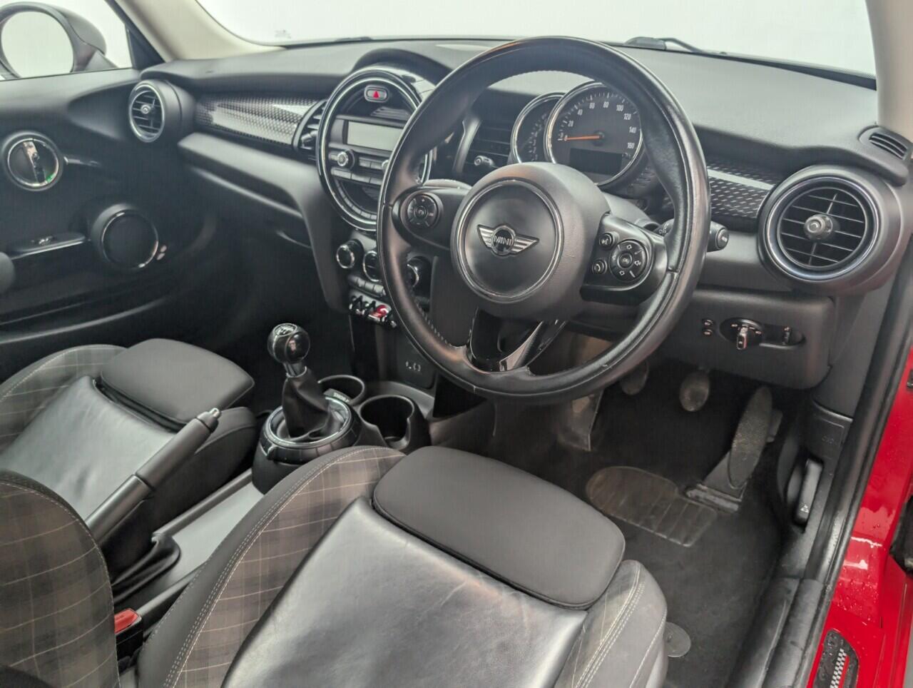 Used MINI Hatch 2017 for sale - 76424432: Photo 11