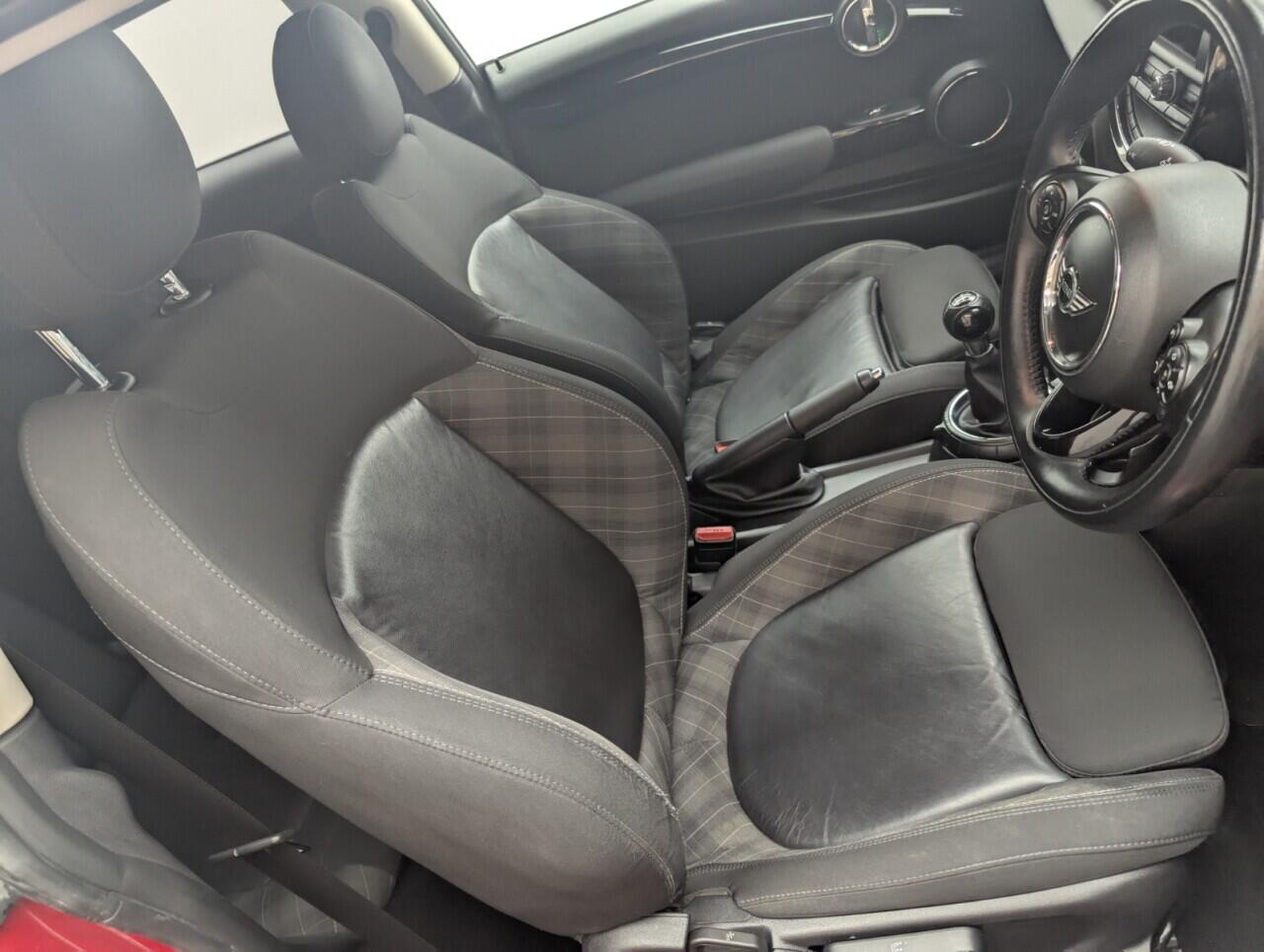 Used MINI Hatch 2017 for sale - 76424432: Photo 12