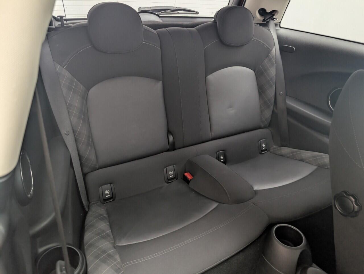 Used MINI Hatch 2017 for sale - 76424432: Photo 23