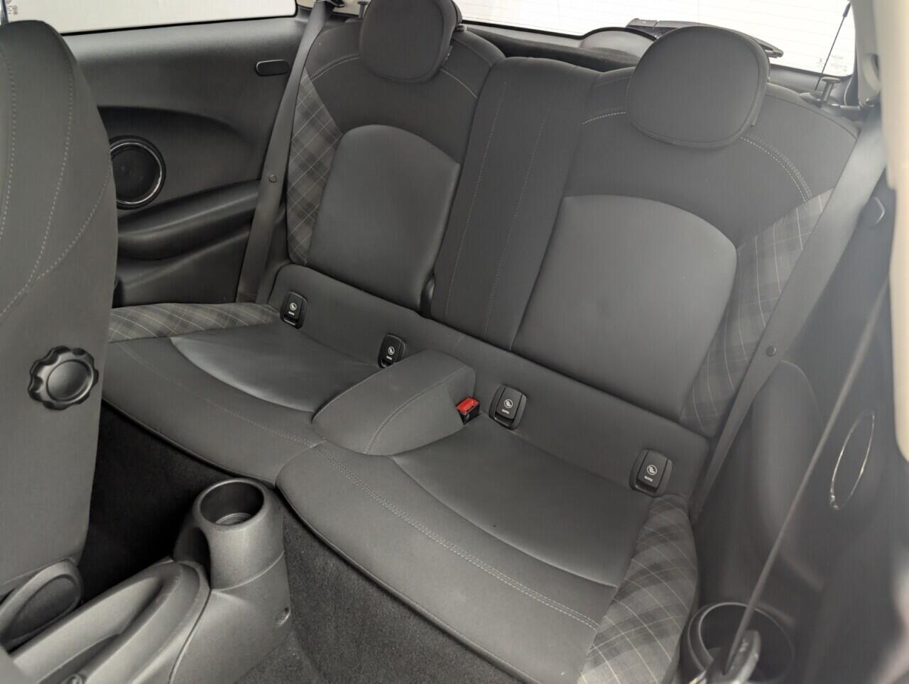 Used MINI Hatch 2017 for sale - 76424432: Photo 25