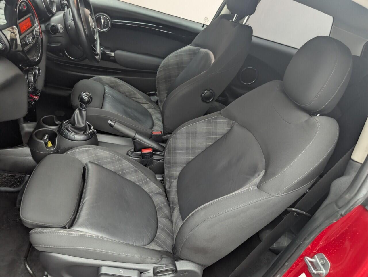 Used MINI Hatch 2017 for sale - 76424432: Photo 26