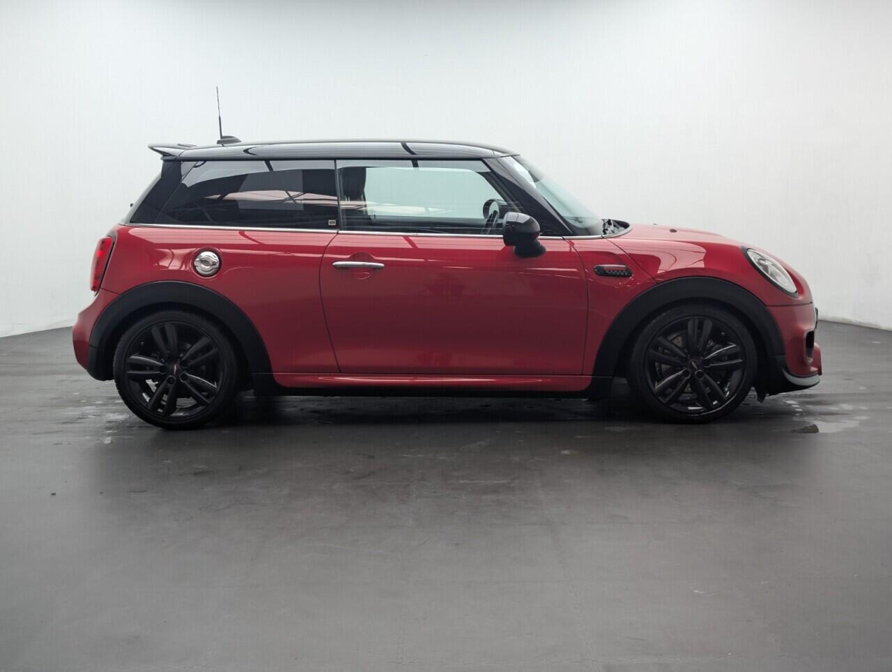 Used MINI Hatch 2017 for sale - 76424432: Photo 9