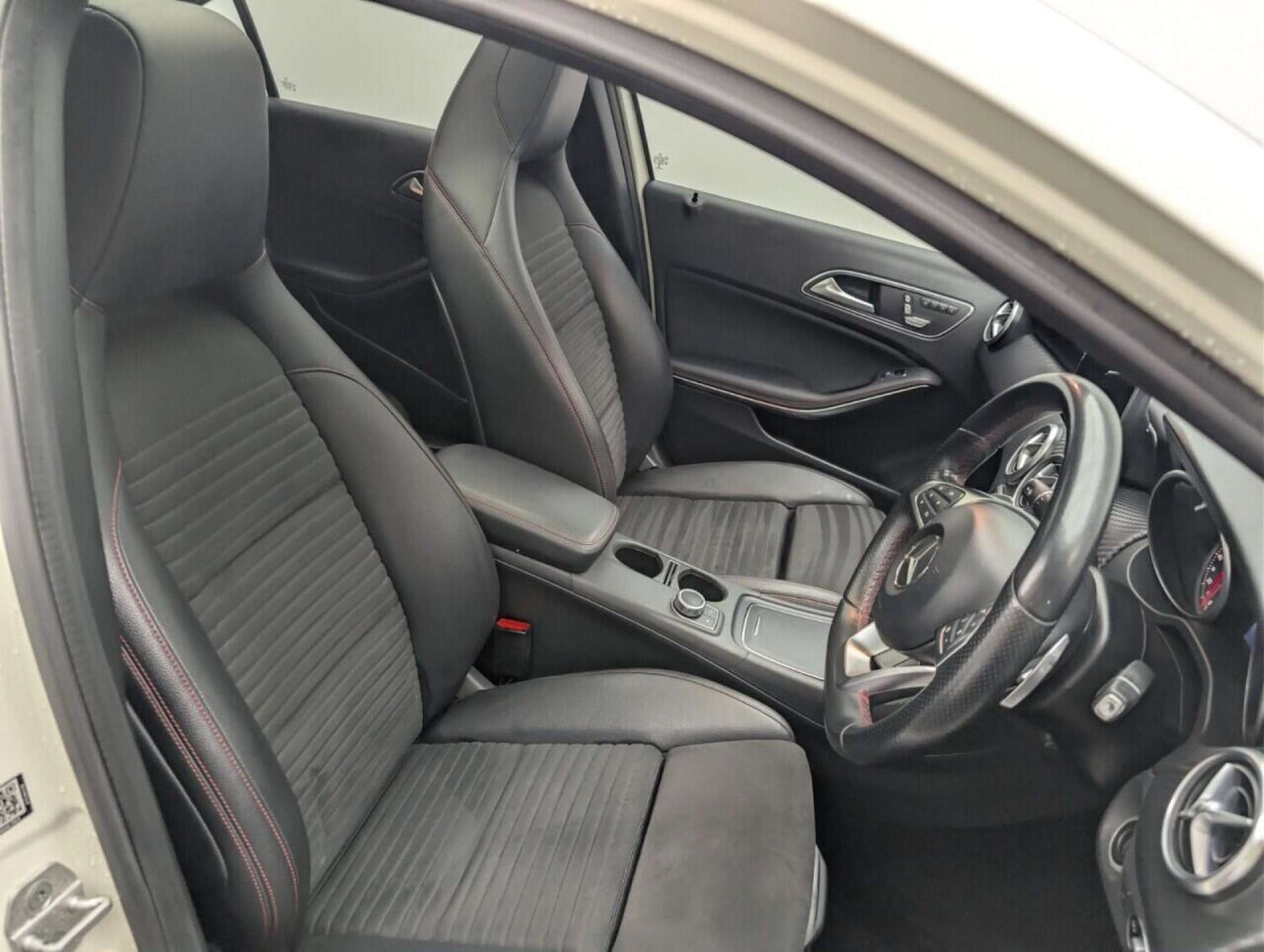 Used Mercedes-Benz A-Class 2017 for sale - 77714337: Photo 12