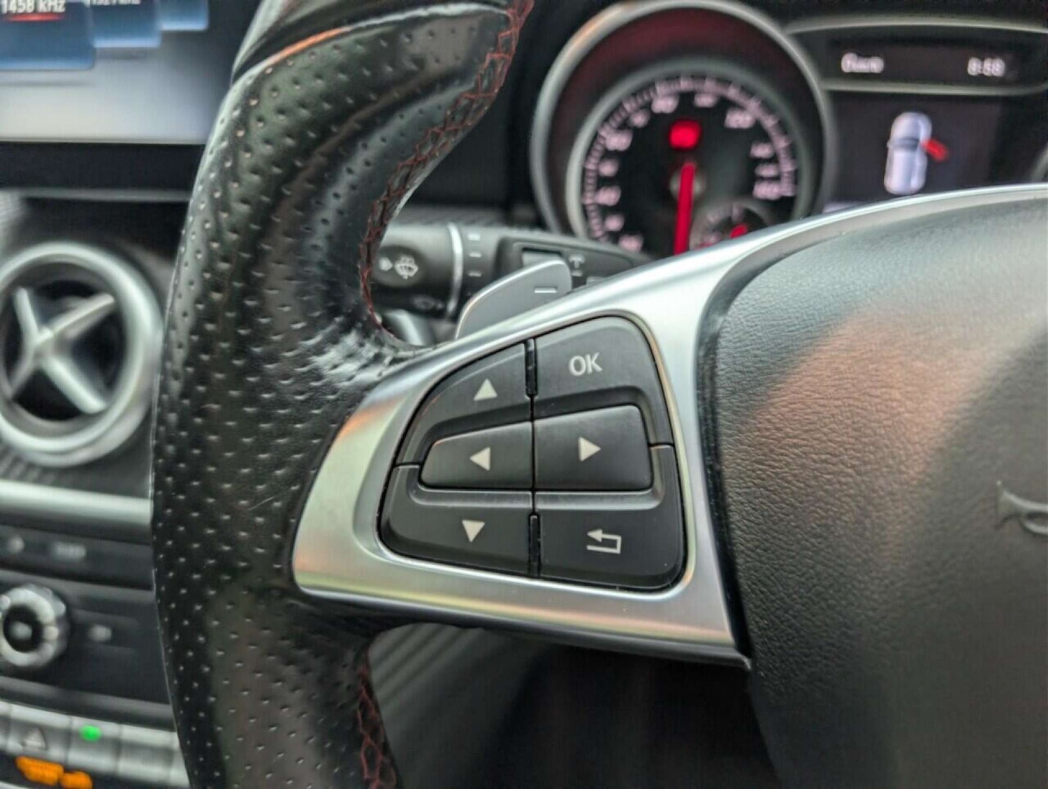 Used Mercedes-Benz A-Class 2017 for sale - 77714337: Photo 18