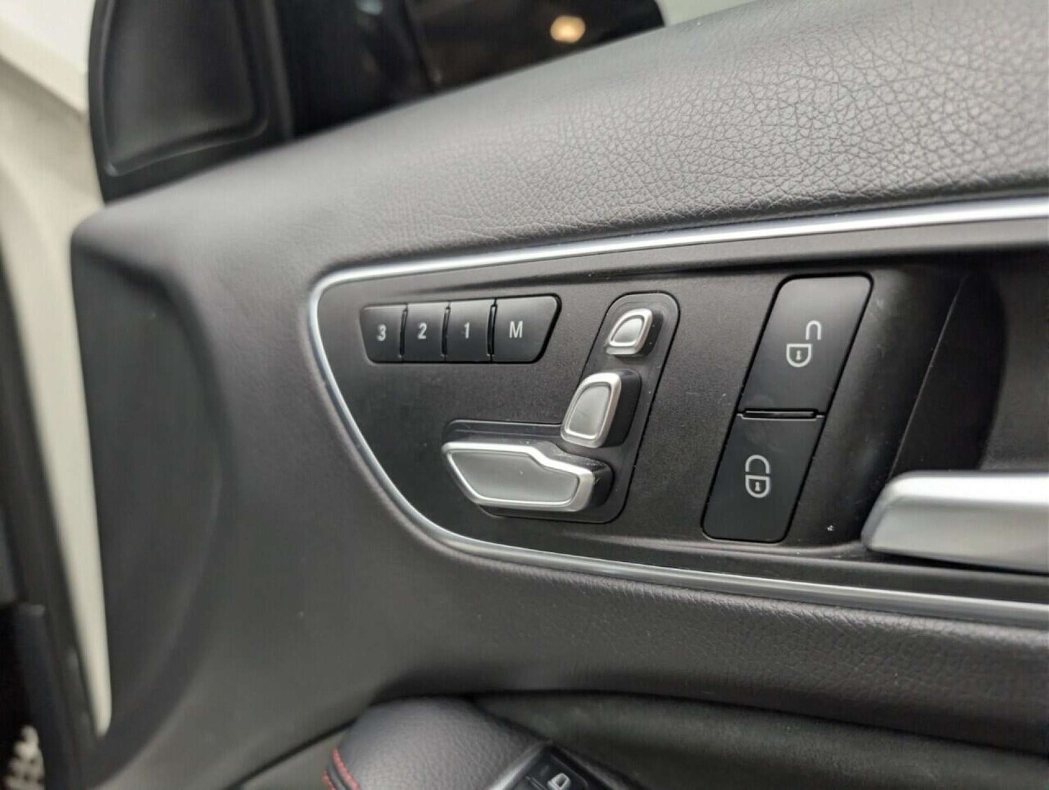 Used Mercedes-Benz A-Class 2017 for sale - 77714337: Photo 21