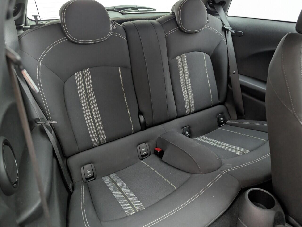 Used MINI Hatch 2018 for sale - 76424326: Photo 24