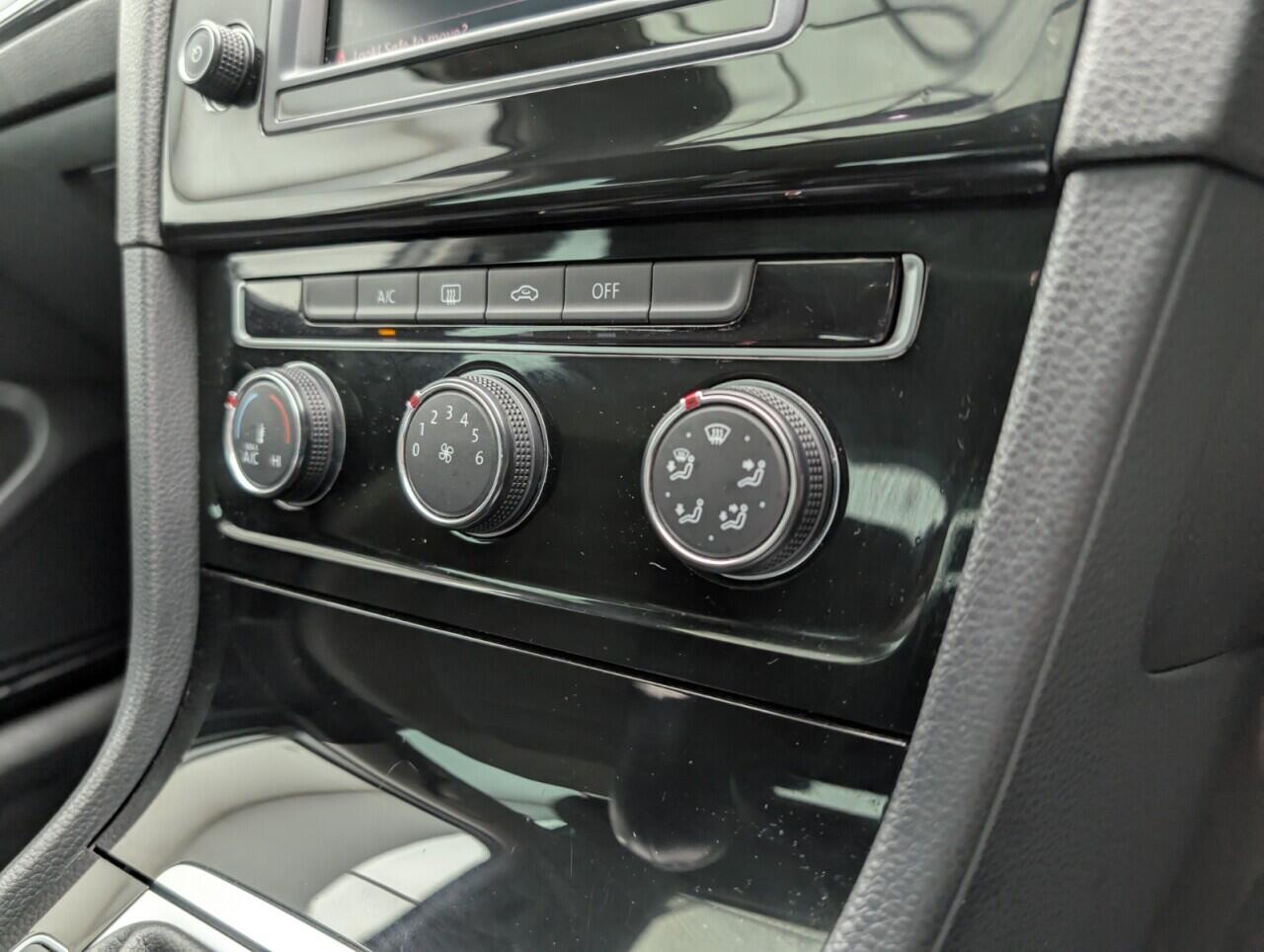 Used Volkswagen Golf 2016 for sale - 76424732: Photo 16