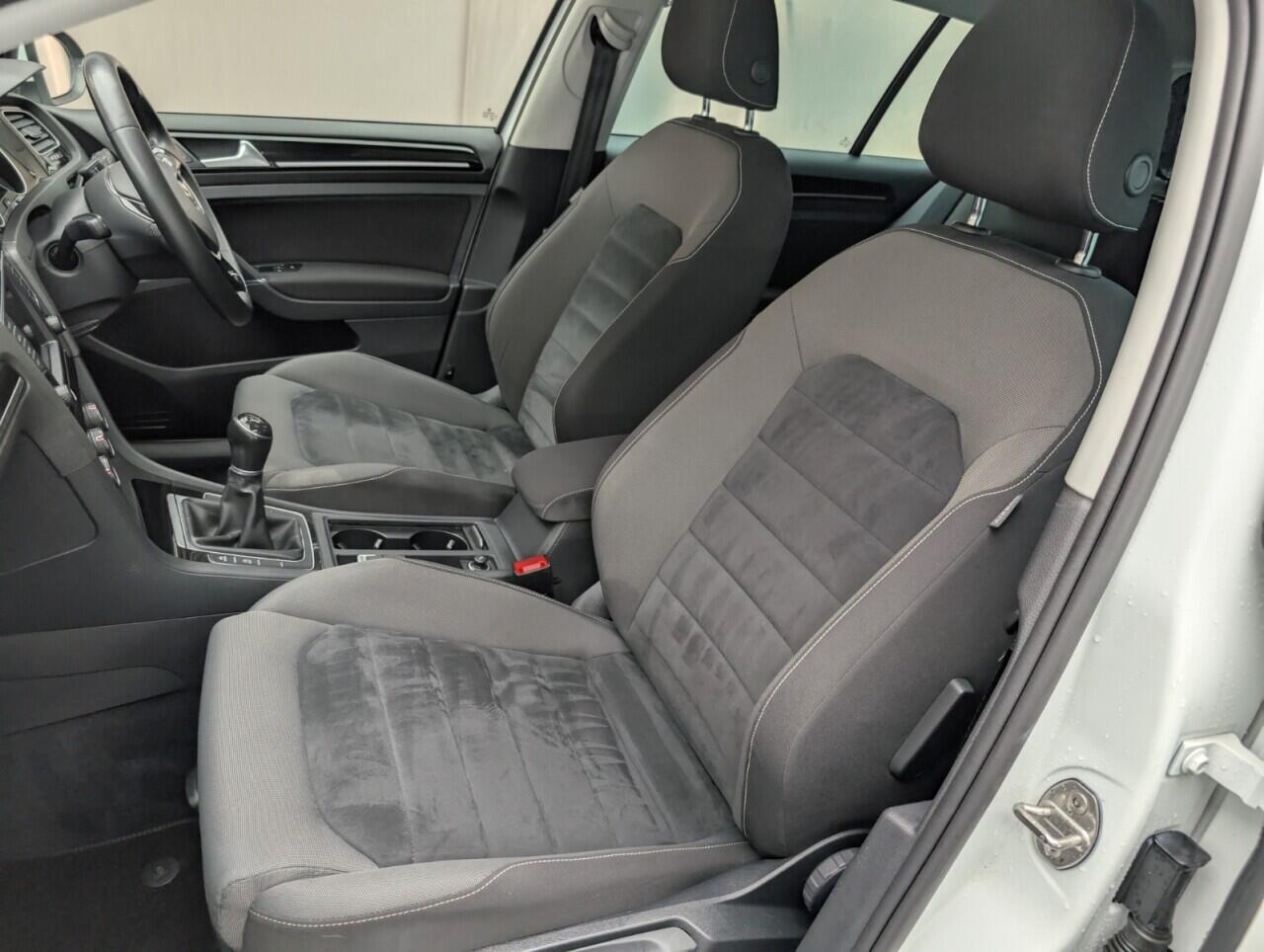 Used Volkswagen Golf 2016 for sale - 76424732: Photo 29