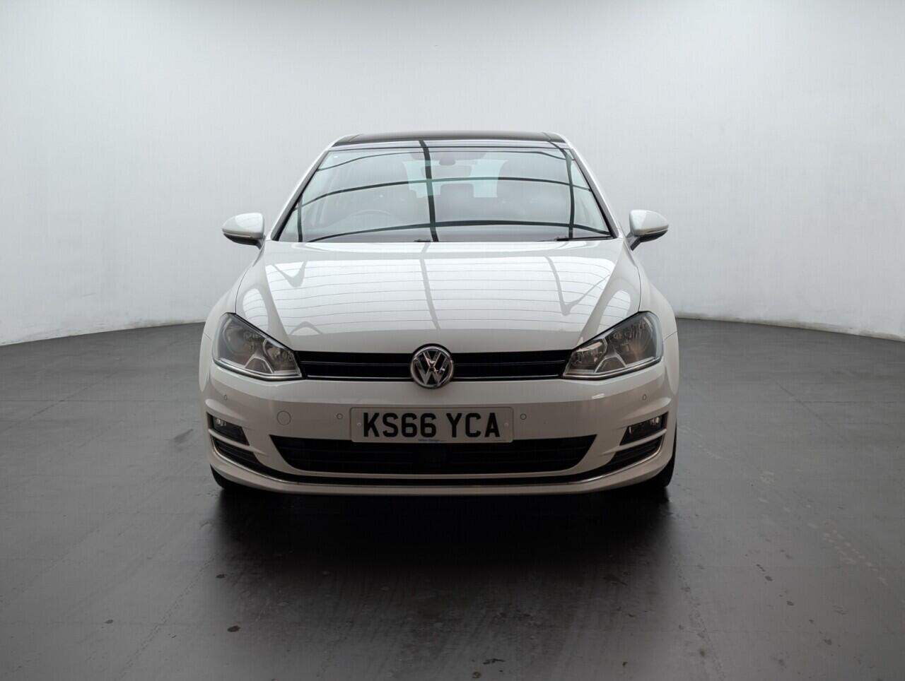 Used Volkswagen Golf 2016 for sale - 76424732: Photo 3