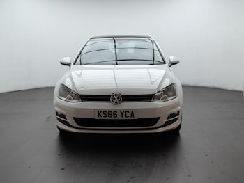 Used Volkswagen Golf 2016 for sale - 76424732: Photo