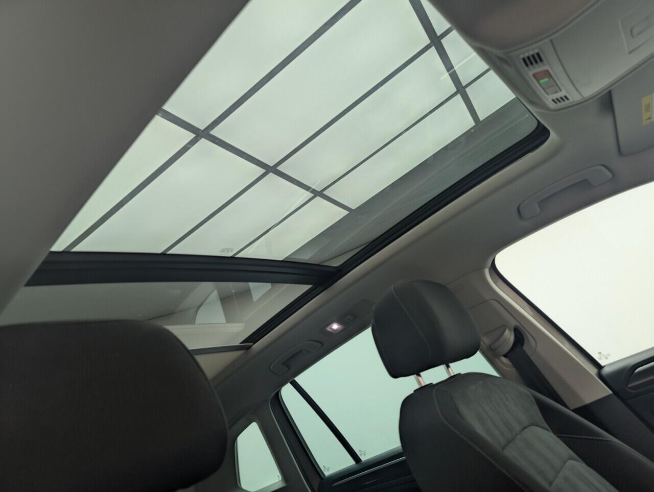 Used Volkswagen Tiguan 2018 for sale - 76423376: Photo 22