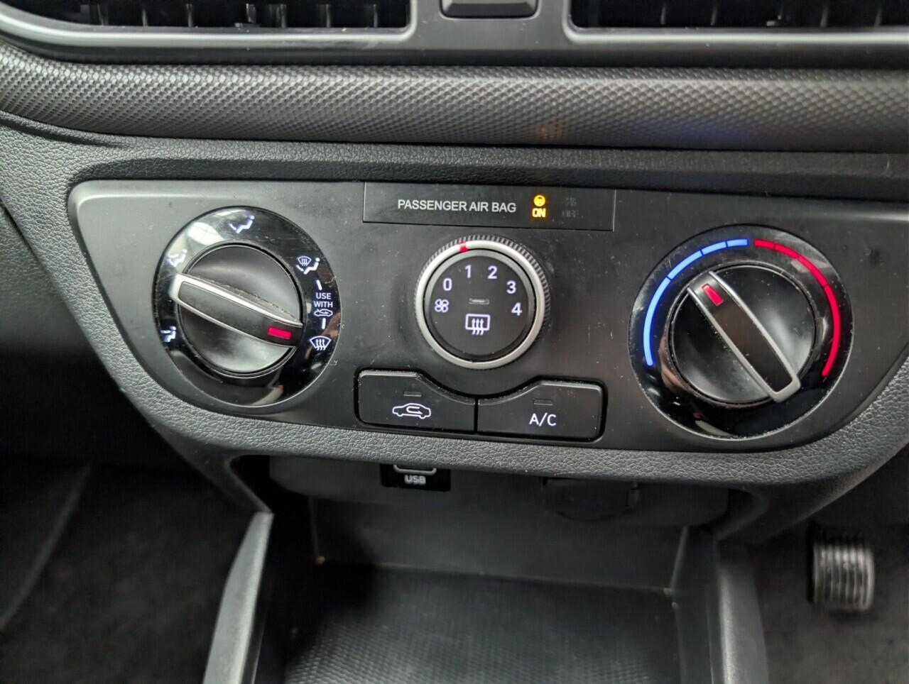 Used Hyundai i10 2021 for sale - 77040791: Photo 15