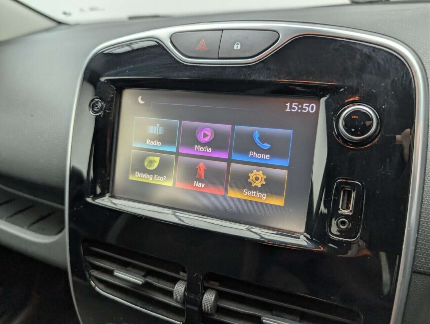 Used Renault Clio 2016 for sale - 77713978: Photo 13