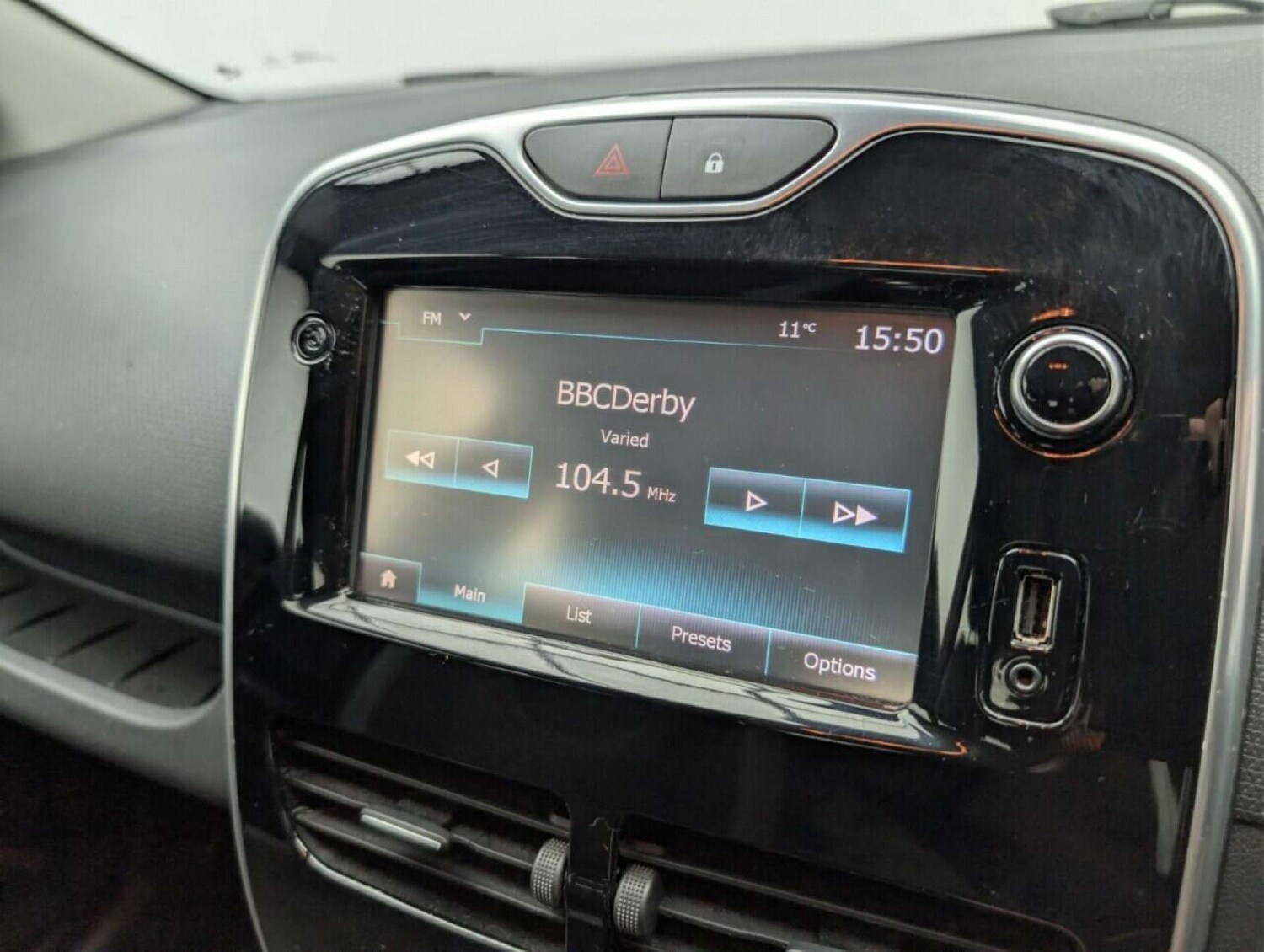 Used Renault Clio 2016 for sale - 77713978: Photo 14