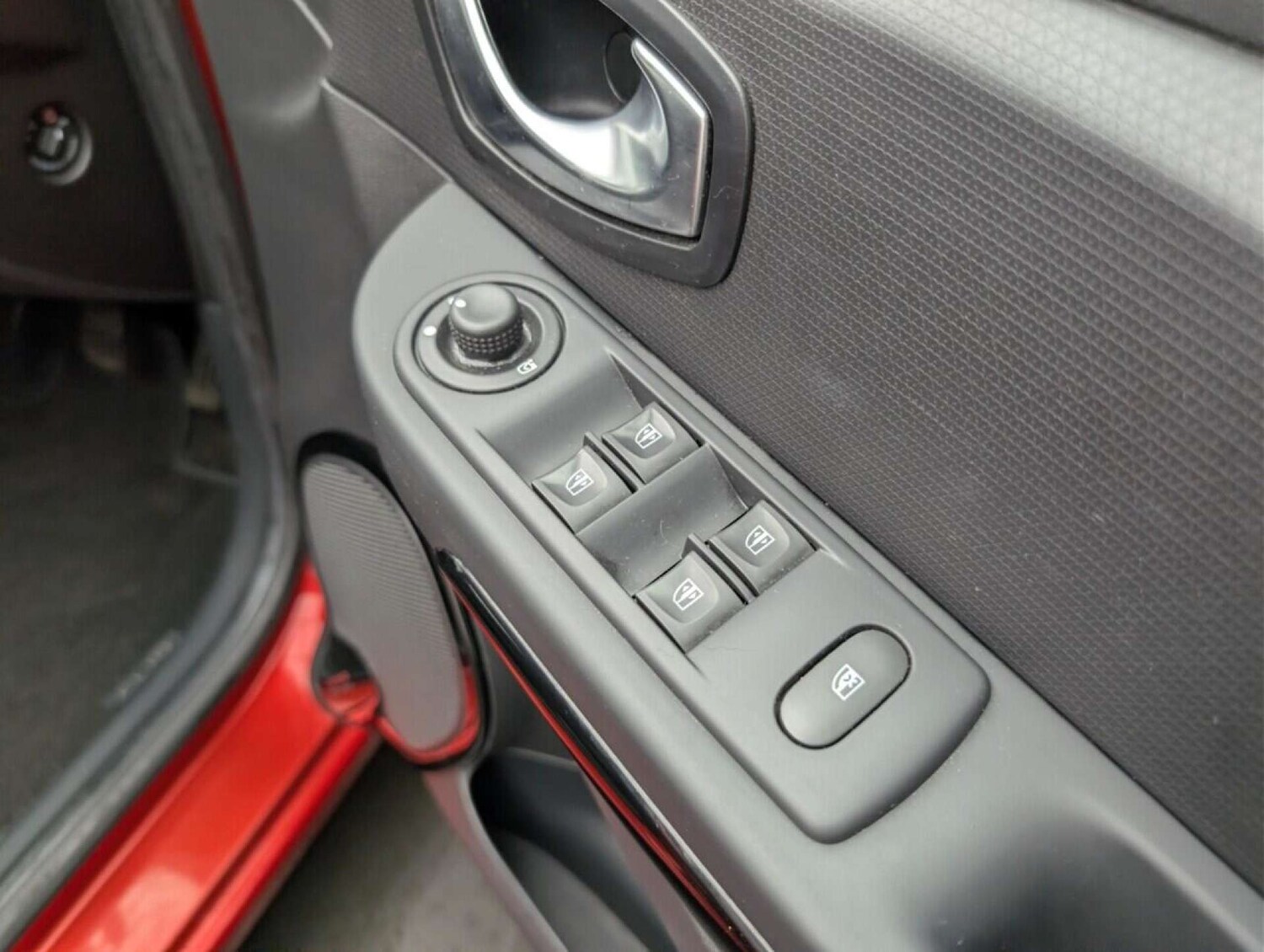 Used Renault Clio 2016 for sale - 77713978: Photo 21