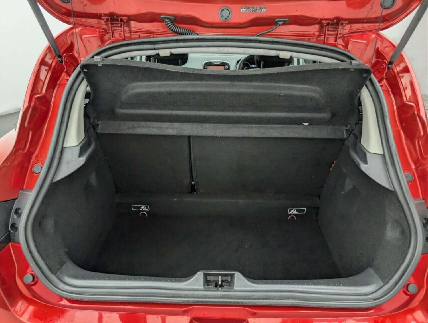 Used Renault Clio 2016 for sale - 77713978: Photo 25