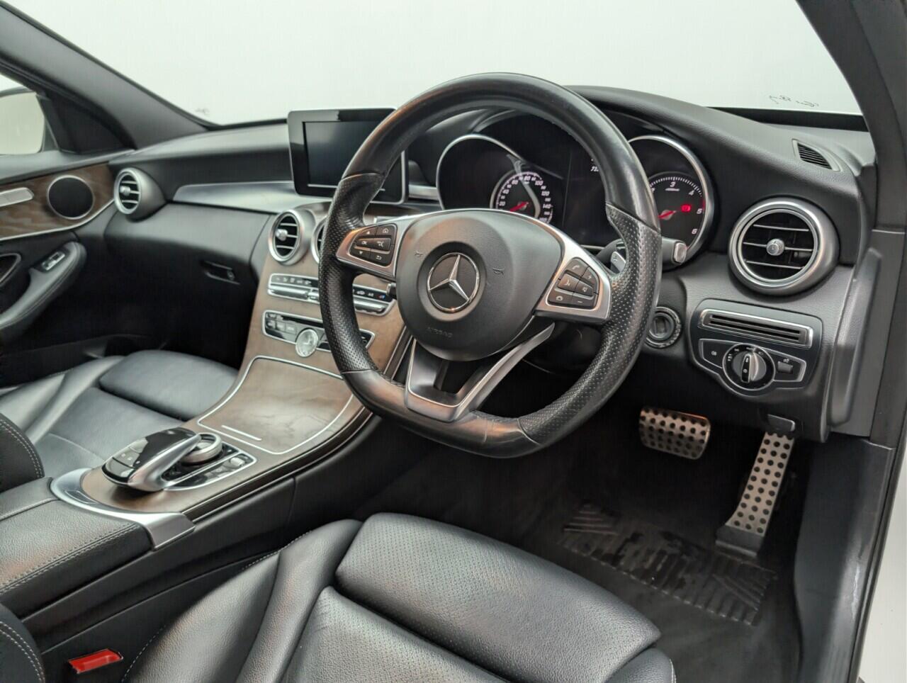 Used Mercedes-Benz C Class 2016 for sale - 76613294: Photo 11