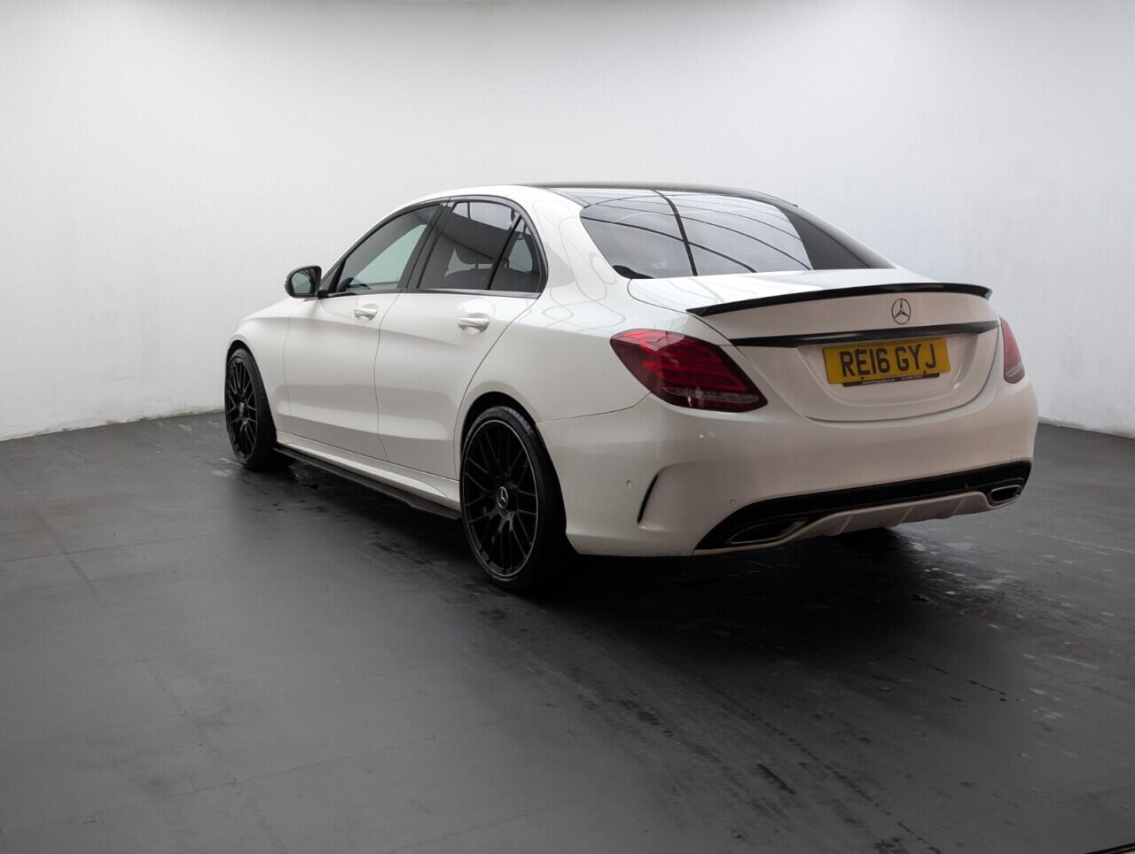 Used Mercedes-Benz C Class 2016 for sale - 76613294: Photo 6