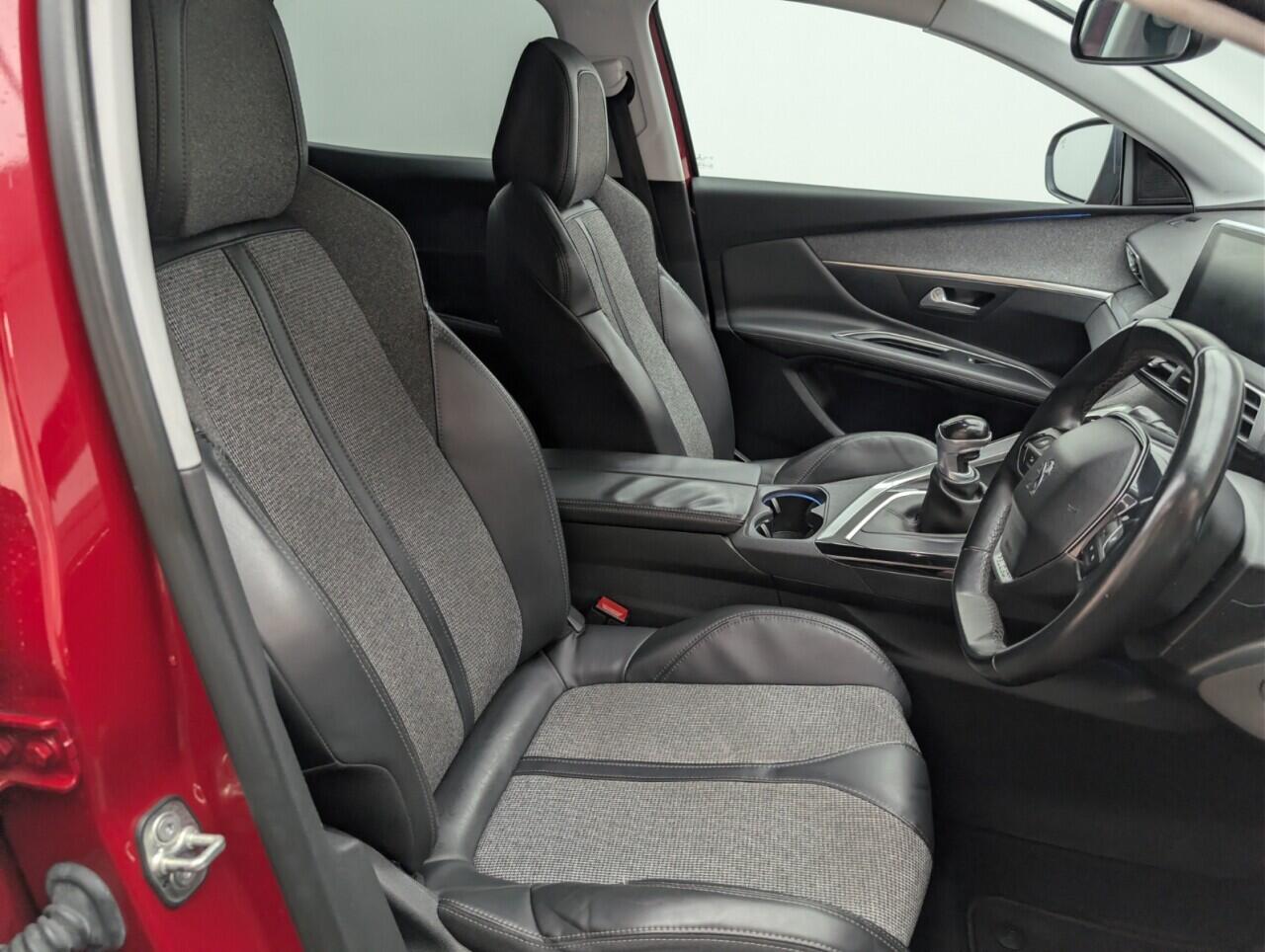 Used Peugeot 3008 2017 for sale - 76423375: Photo 24