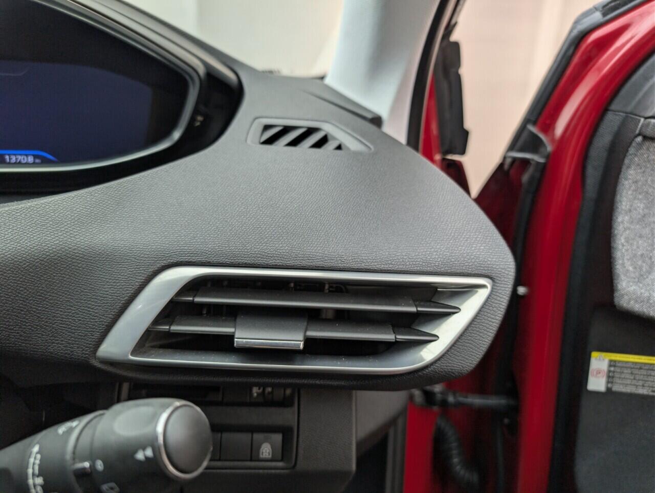 Used Peugeot 3008 2017 for sale - 76423375: Photo 33